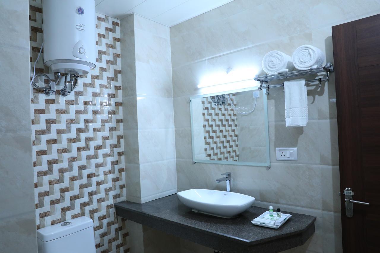 Aeradyo Inn Алмора Экстерьер фото